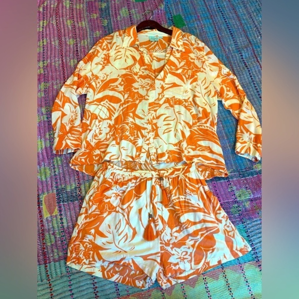 Free Destinations XL 2 piece Set EUC Matching Shorts Button down Flowy beachy